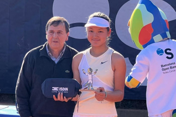 Фотография к новости: Казахстанская теннисистка Томирис Нуржан выиграла турнир в Барселоне