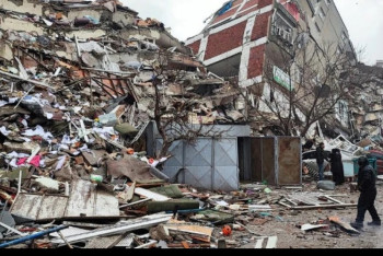 Фотография к новости: Президент поручил выделить миллион долларов для помощи Турции