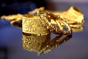 Фотография к новости: Золото и электронные сигареты пытались незаконно ввезти в Казахстан