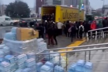 Фотография к новости: Казахстанцы в Турции: как наши соотечественники помогают пострадавшим от землетрясения