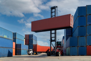 Фотография к новости: Пять приграничных хабов построят в Казахстане к 2026 году