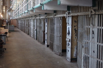 Фотография к новости: Казахстан и Узбекистан будут обмениваться заключёнными