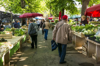 Фотография к новости: Незаконные торговые точки демонтируют в Алматы
