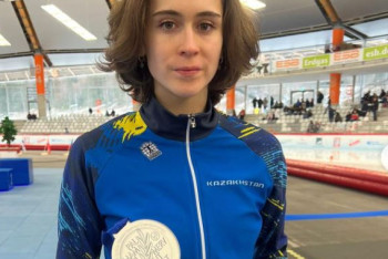 Фотография к новости: Алина Дауранова взяла "серебро" чемпионата мира по конькобежному спорту