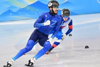 Фотография к новости: Казахстанец выиграл общий зачет Кубка мира по шорт-треку