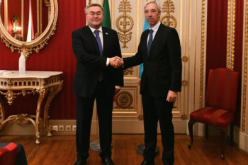 Фотография к новости: Мухтар Тлеуберди прибыл с визитом в Португалию