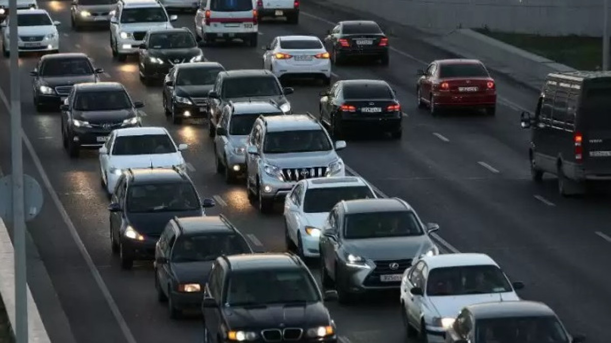 Каждый второй автомобиль в Казахстане старше 20 лет