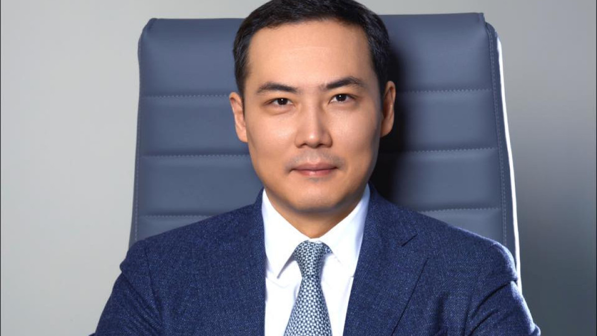 facebook.com/azhangozin