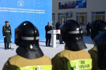 Фотография к новости: Токаев поблагодарил казахстанских спасателей, работающих в зонах бедствия в Турции