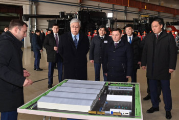 Фотография к новости: Токаев посетил Казахстанскую агроинновационную корпорацию