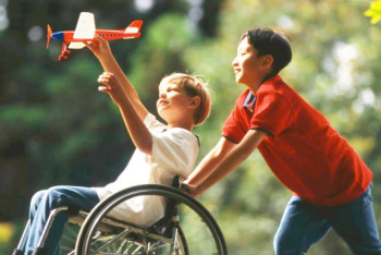 Фотография к новости: Специальные парки реабилитации детей с инвалидностью откроются в регионах