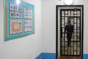 Фотография к новости: Высокопоставленного сотрудника МЧС задержали за взятку в Атырау