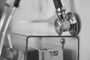 Фотография к новости: Нарушения допустили при передаче медобъектов в Алматинской области в доверительное управление