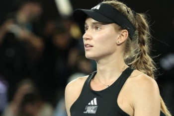 Фотография к новости: Елена Рыбакина перевела деньги волонтерам в Астане для бездомных животных