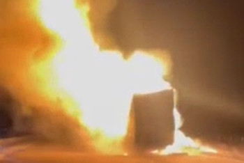 Фотография к новости: Прицеп с деревянным поддоном полностью сгорел в Павлодарской области