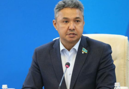 Фотография к новости: Азат Перуашев о причинах Кантара и разочаровании в Назарбаеве