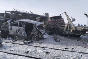 Фотография к новости: Автовоз и поезд не поделили дорогу в Актюбинской области