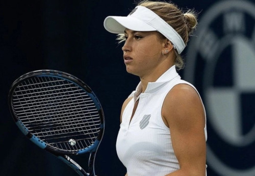 Фотография к новости: Путинцева и Рыбакина прошли во второй круг турнира в ОАЭ