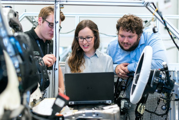 Фотография к новости: Какие иностранные специалисты могут получить ВНЖ в Казахстане, рассказали в Минтруда