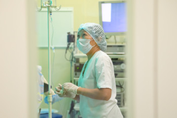 Фотография к новости: При содействии омбудсмена подозреваемому сделают операцию в Астане