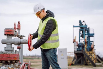 Фотография к новости: Казахстану придётся отказаться от экспорта газа, чтобы избежать дефицита на внутреннем рынке