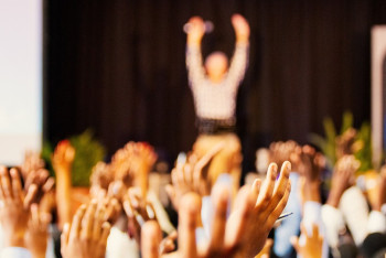 Фотография к новости: Среди избирателей более узнаваемы кандидаты по партийным спискам