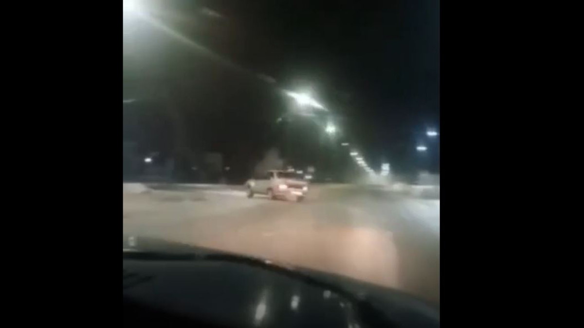 кадр из видео