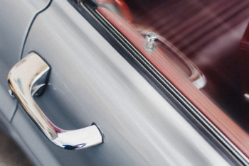 Фотография к новости: Жительницу Актобе нашли мёртвой в чужой машине