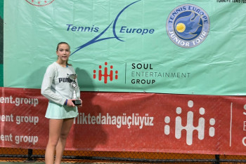 Юная казахстанка выиграла престижный теннисный турнир в Турции