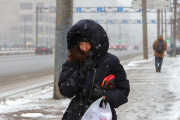 Фотография к новости: Метель и гололёд: в каких регионах объявлено штормовое предупреждение на понедельник