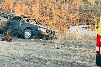 Фотография к новости: Иномарка опрокинулась в области Жетысу: погиб человек