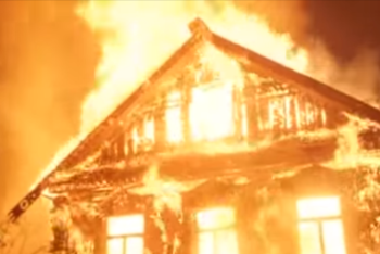 Фотография к новости: Пожилые супруги сгорели в собственном доме в Караганде