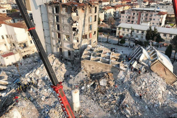 Фотография к новости: В Турции арестовали около 200 застройщиков и подрядчиков после землетрясений