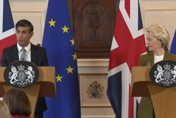 Фотография к новости: Британия и Евросоюз объявили о новом соглашении о Северной Ирландии