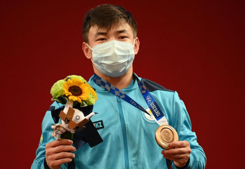 Фотография к новости: "Все от него отворачиваются" - тяжелоатлеты о дисквалификации Игоря Сона из-за допинга