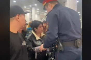 Фотография к новости: Пассажирок рейса "Астана-Шымкент" наказали за оскорбления и побои