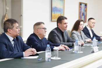 Фотография к новости: Нурлан Уранхаев встретился с российскими бизнесменами в Москве