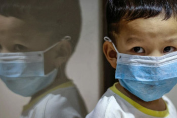 Фотография к новости: Суточная заболеваемость ковидом в Казахстане втрое снизилась к воскресенью