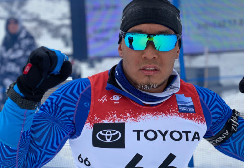 Фотография к новости: Ербол Хамитов взял серебро финального этапа Кубка мира по пара биатлону