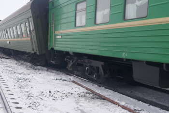 Фотография к новости: ЧП с пассажирским поездом в Актюбинской области расследует полиция