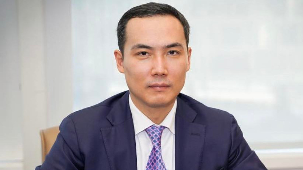 facebook.com/azhangozin