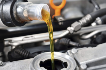 Фотография к новости: За продажу автомасла без документов оштрафовали заправки "Гелиос" в Кокшетау