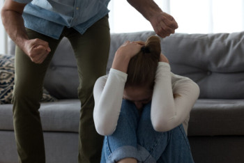 Фотография к новости: Домашних тиранов будут отправлять на психологическую коррекцию - МВД