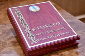 Фотография к новости: Суд признал норму закона о госслужбе несоответствующей Конституции