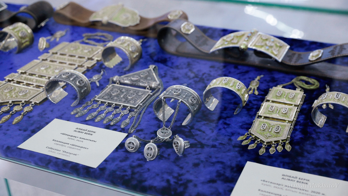 BaigeNews.kz/Арман Мухатов