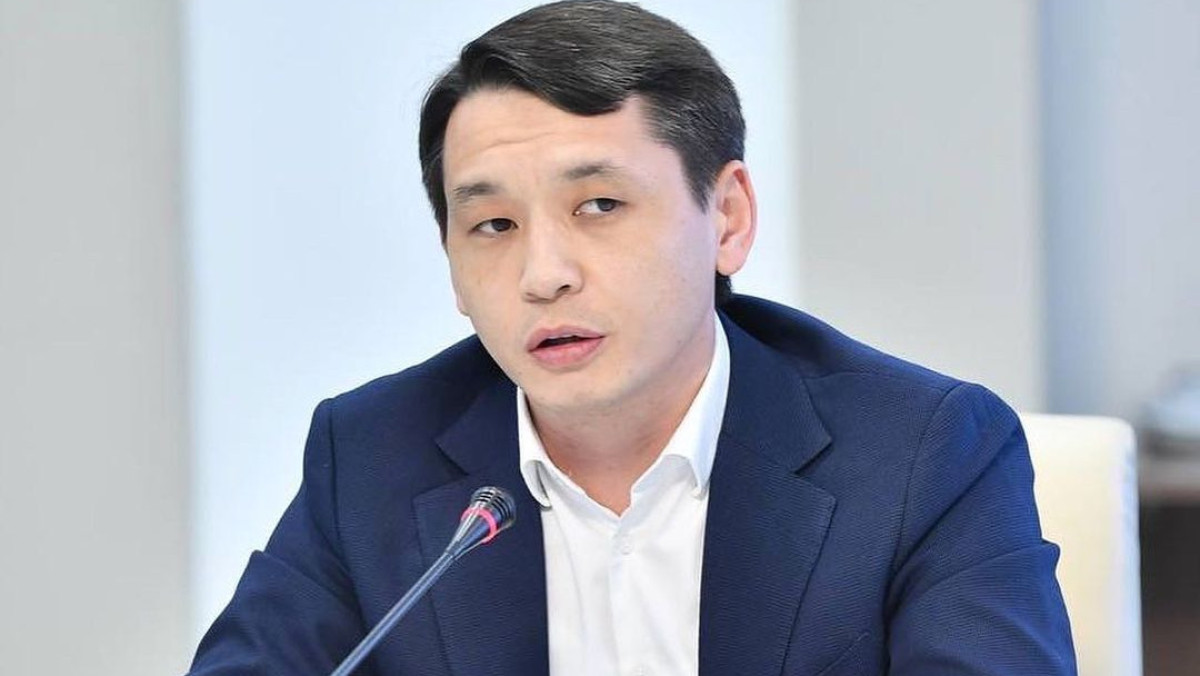 instagram.com/olzhas_suleimenov