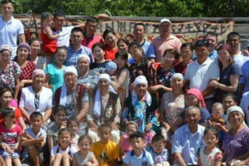 Фотография к новости: Казахстанки, перешагнувшие вековой рубеж, поделились секретами долголетия