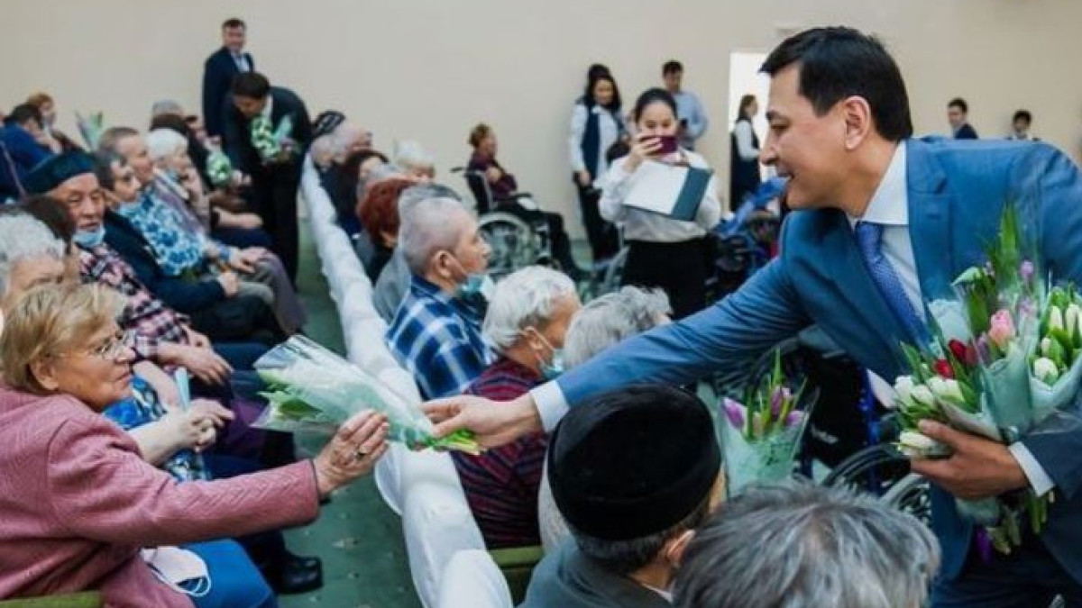 instagram.com/altay_kulginov_official/