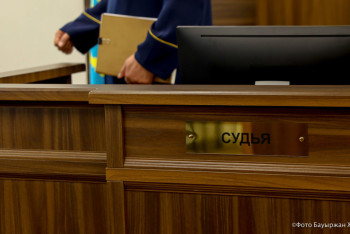 Фотография к новости: Суд отказал Гульмире Сатыбалды в переводе под домашний арест