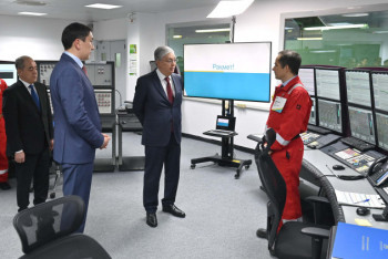 Фотография к новости: Токаев ознакомился с проектом расширения Карачаганака